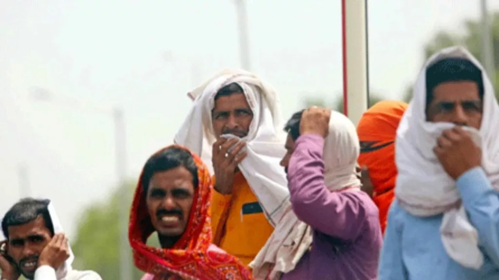 IMD ने दिया दिल्ली, राजस्थान और हरियाणा में हीट वेव की अलर्ट, बंगाल की खाड़ी से बरसात आने की संभावना 2 20240523 065922195815397819319596